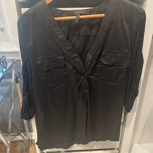 Bcbg black quarter button down top